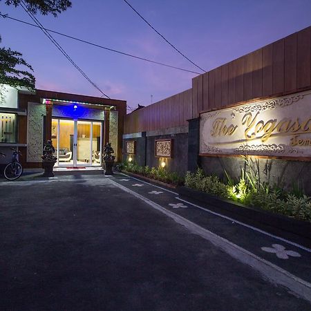 The Yogasari Seminyak Hotel Екстериор снимка