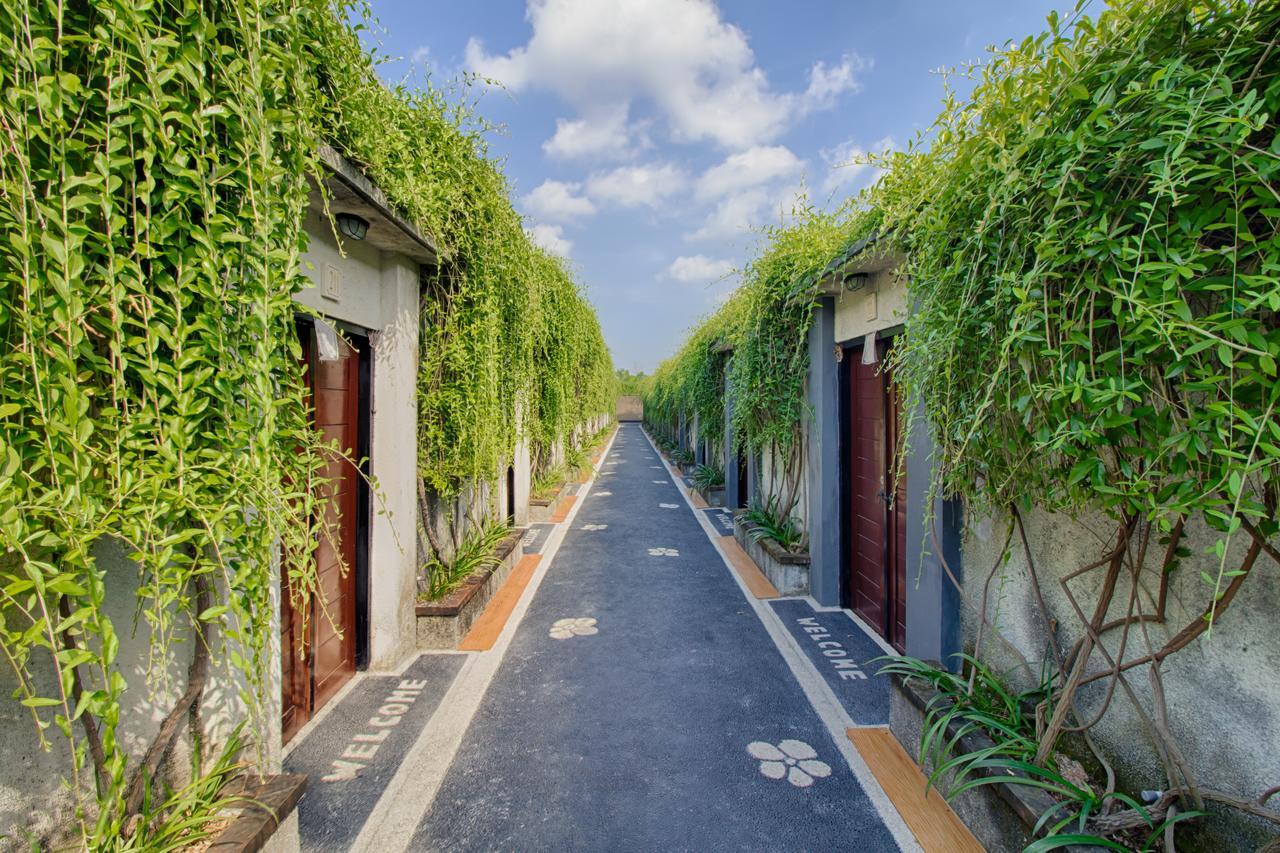 The Yogasari Seminyak Hotel Екстериор снимка