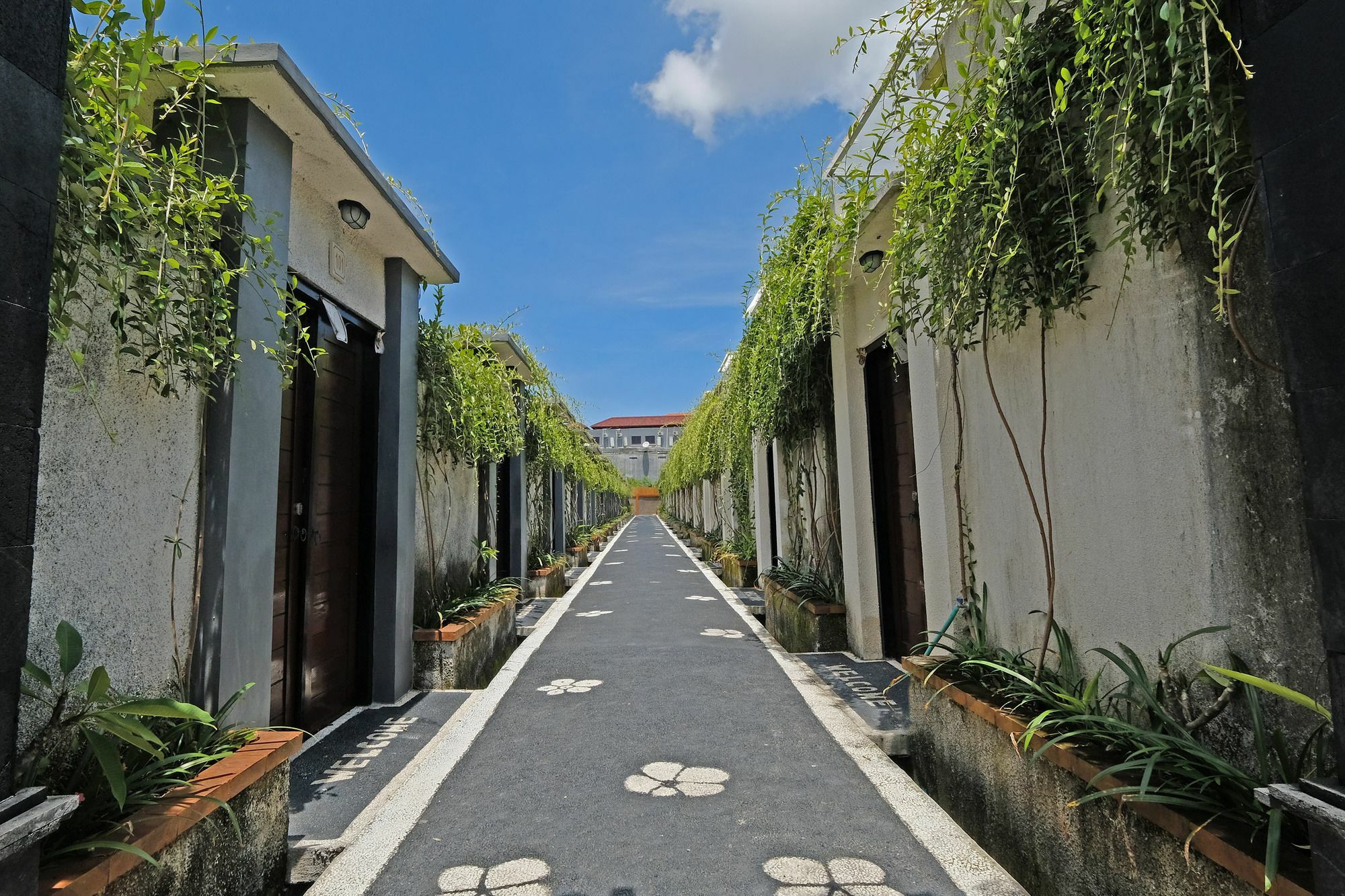 The Yogasari Seminyak Hotel Екстериор снимка
